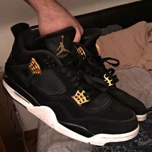 Jordan 4 retro royalty